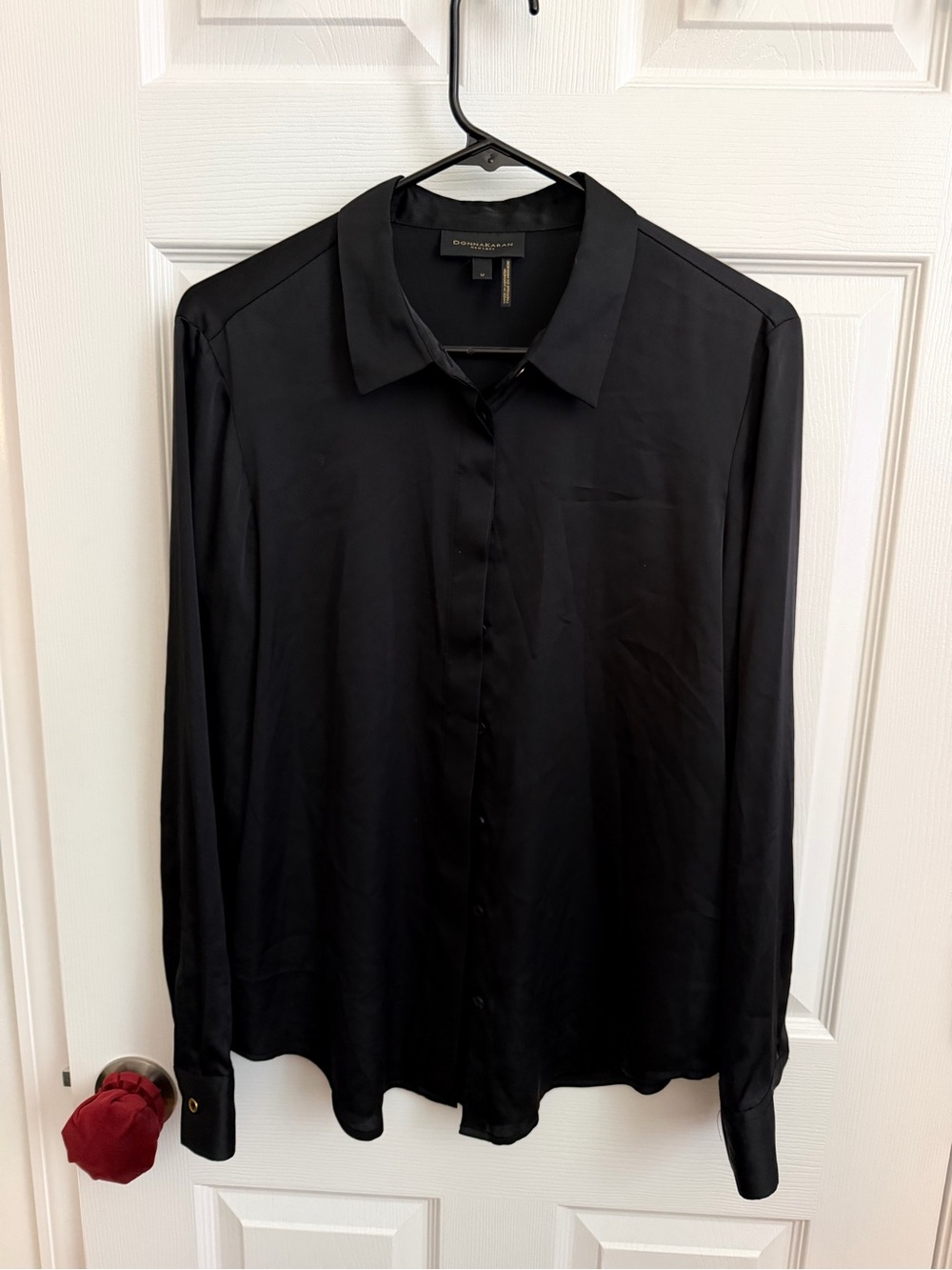 Donna Karan black top
